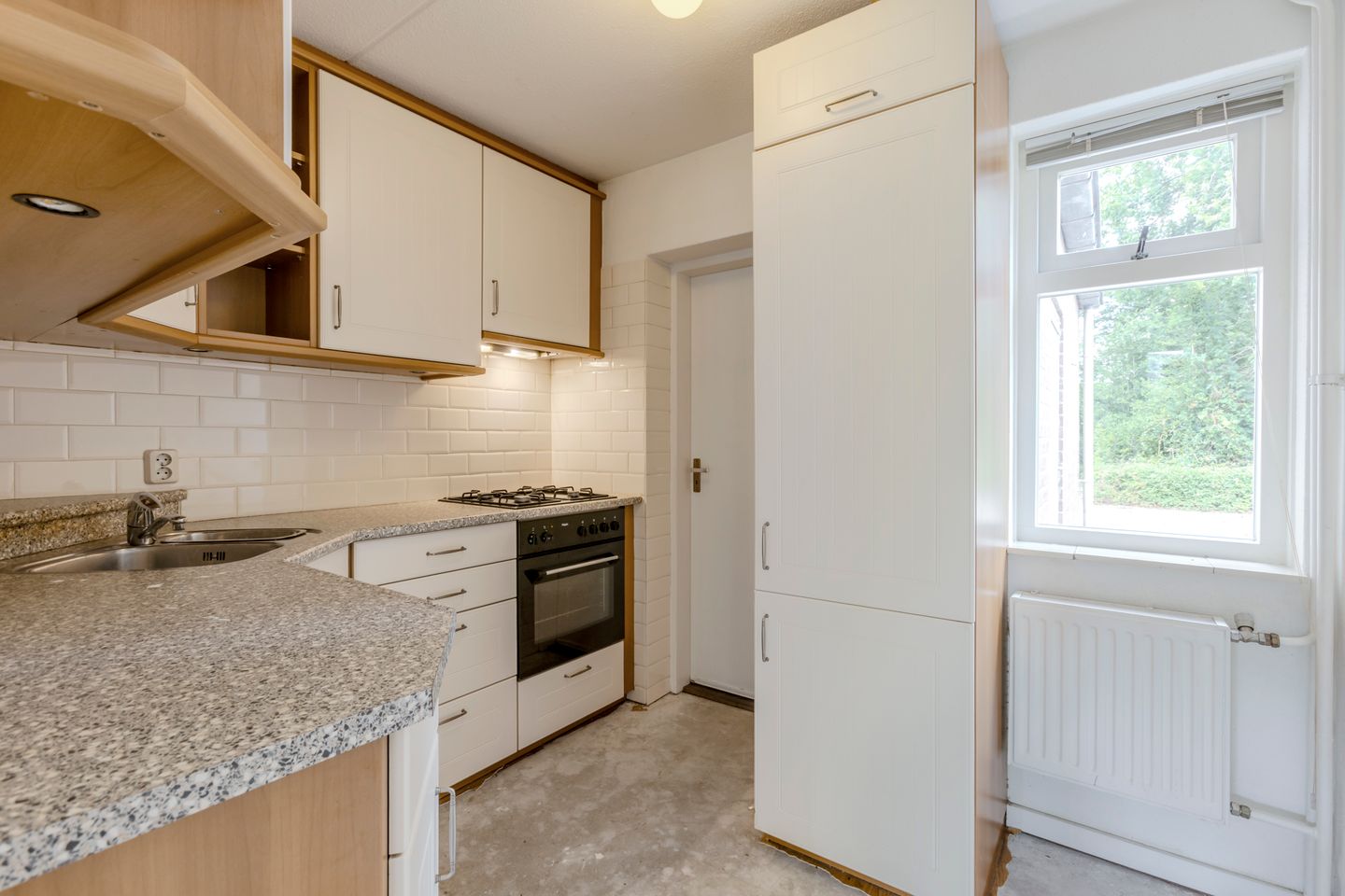 Foto 19 van Weegbree 47