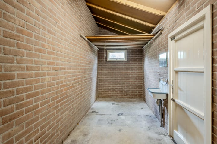 Foto 21 van Weegbree 47