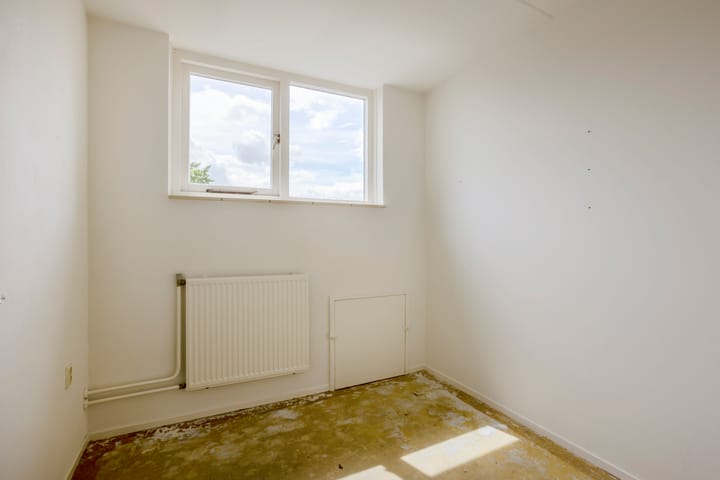 Foto 33 van Weegbree 47