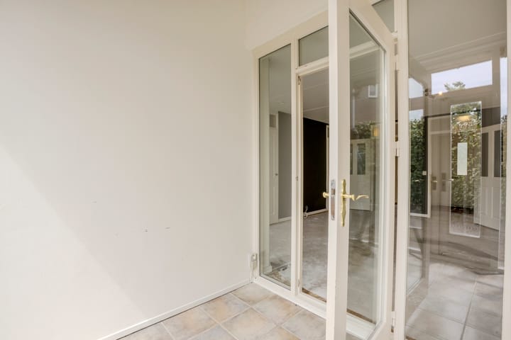 Foto 15 van Weegbree 47