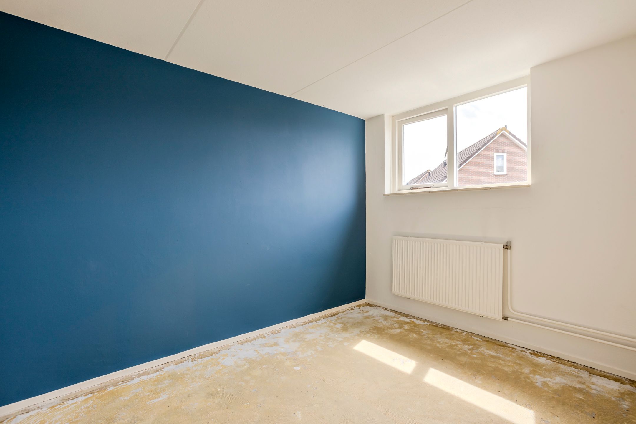 Foto 30 van Weegbree 47