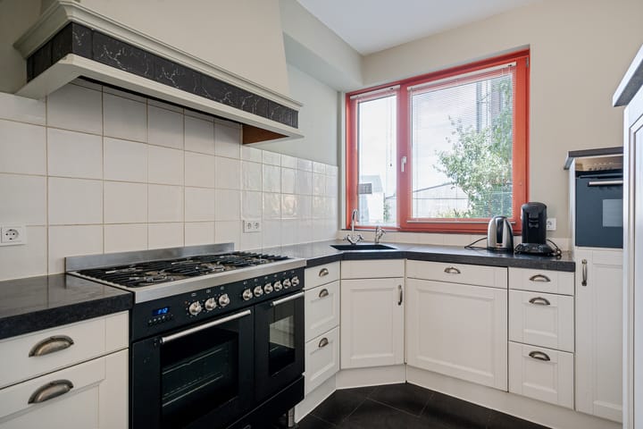 Foto 10 van Capellestraat 118