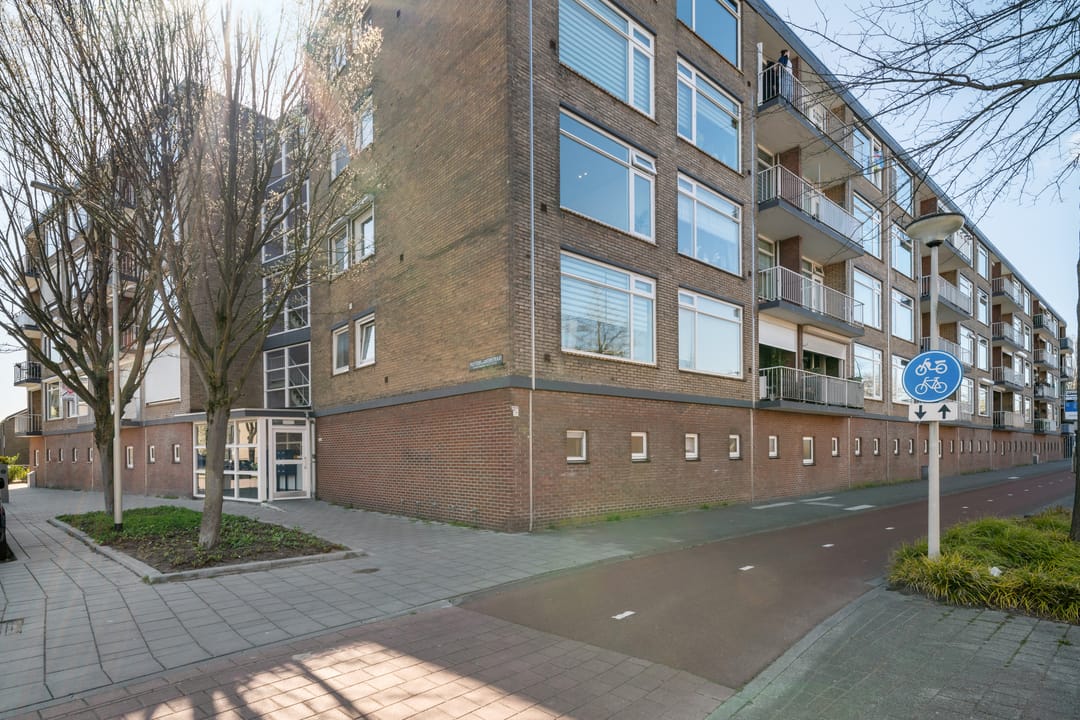 Photo 26 of Pastoor van Akenstraat 2