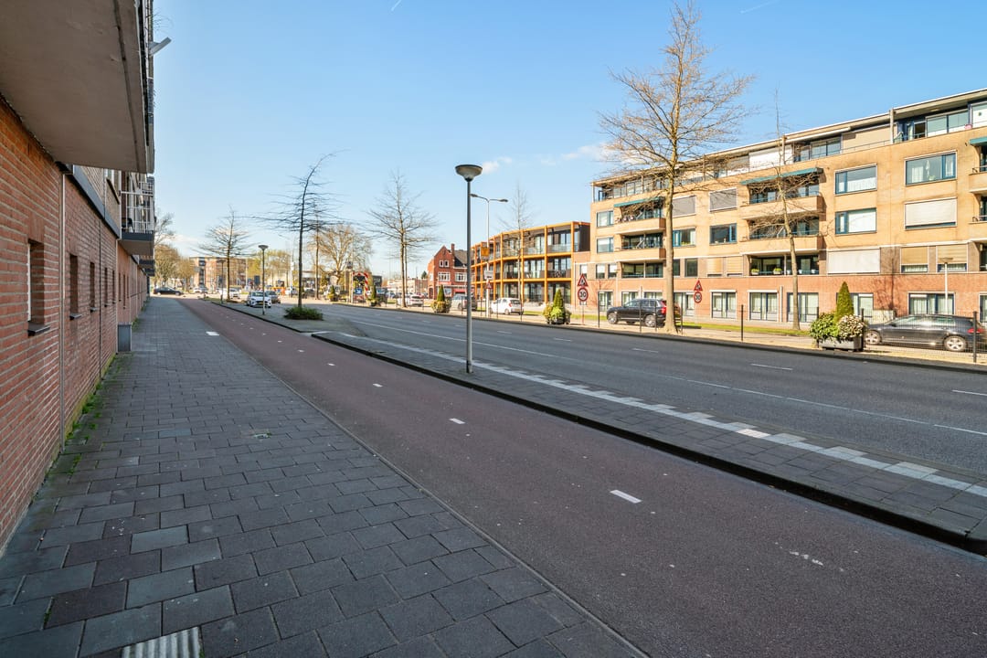 Photo 32 of Pastoor van Akenstraat 2