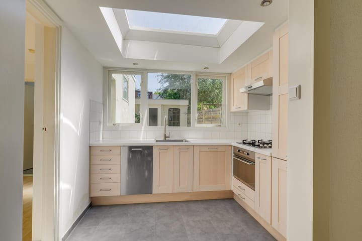 Foto 13 van Cornelis Trompstraat 18