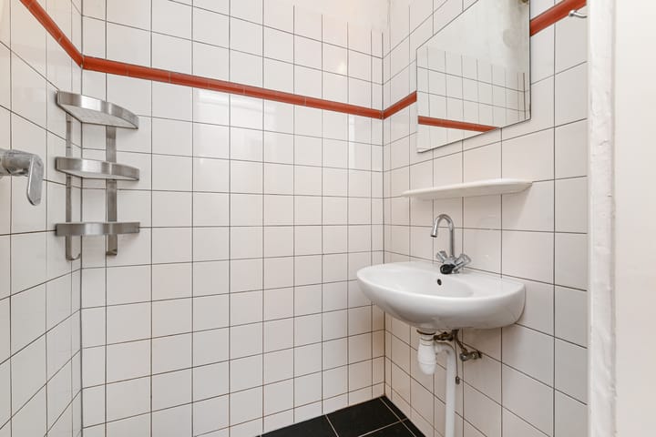 Foto 9 van Newtonplein 66-A