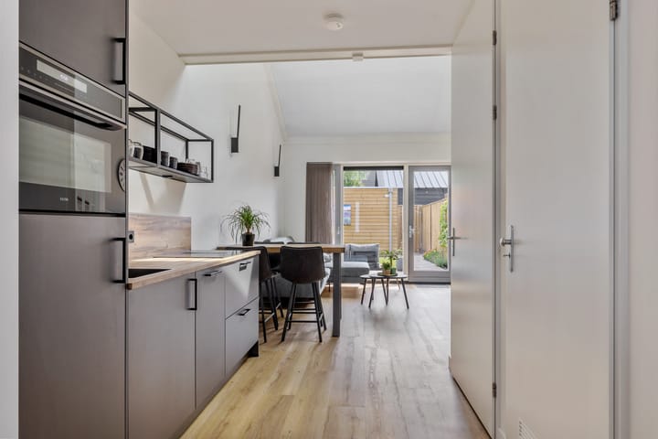 Photo 7 of Baarsakker 17