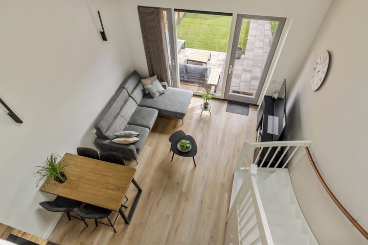 Photo 10 of Baarsakker 17