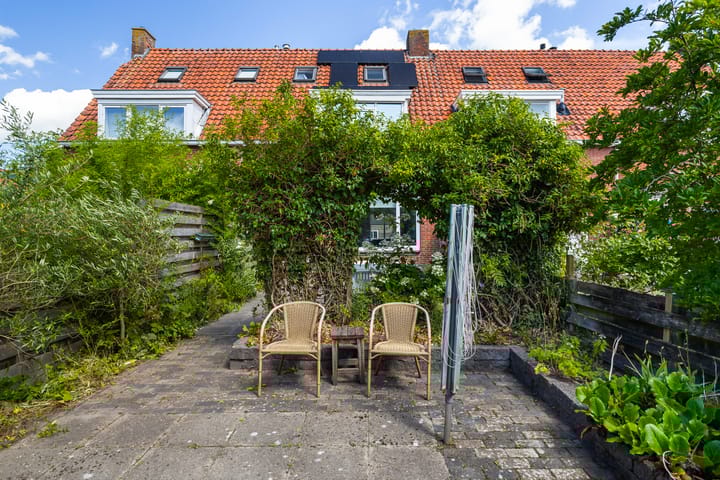 Foto 30 van Dennenstraat 70