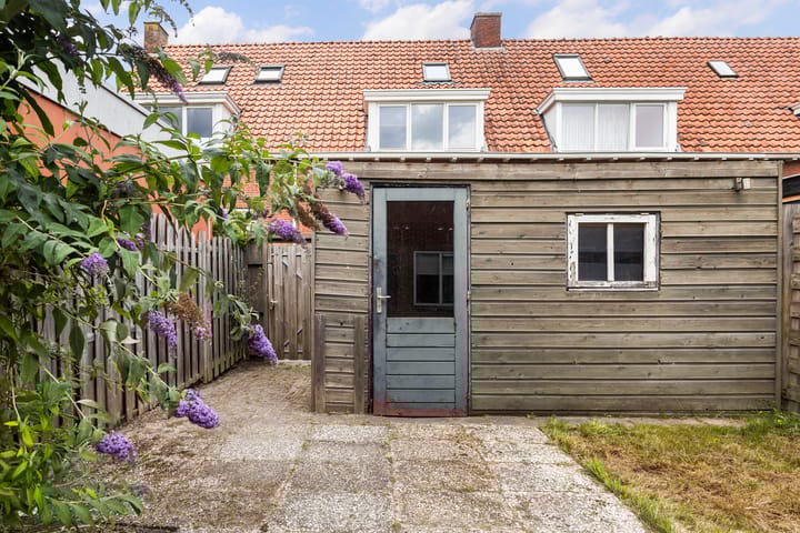 Foto 36 van Dennenstraat 70