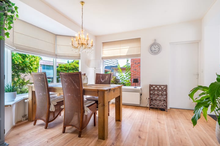 Foto 16 van Burg v Roijenstr Oost 47