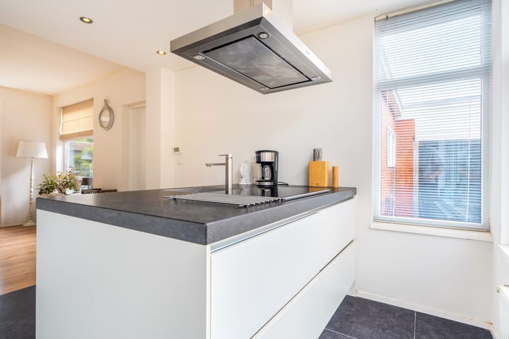 Foto 23 van Burg v Roijenstr Oost 47