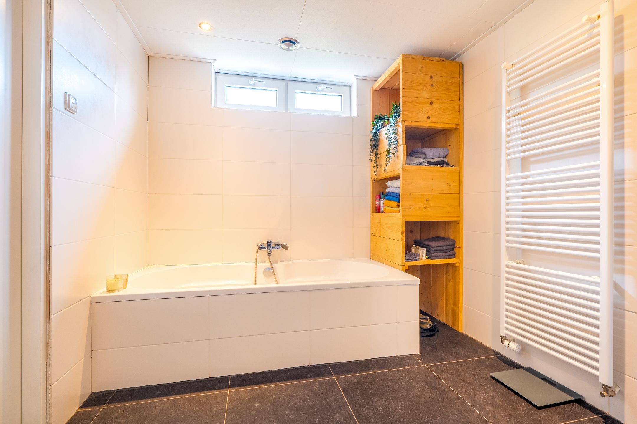 Foto 33 van Burg v Roijenstr Oost 47