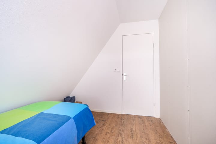 Foto 40 van Burg v Roijenstr Oost 47