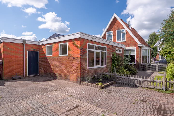 Foto 48 van Burg v Roijenstr Oost 47