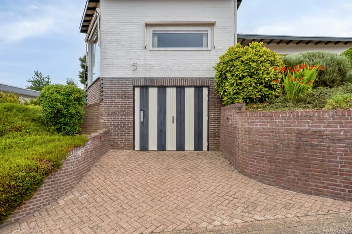 Photo 13 of De Kling 5