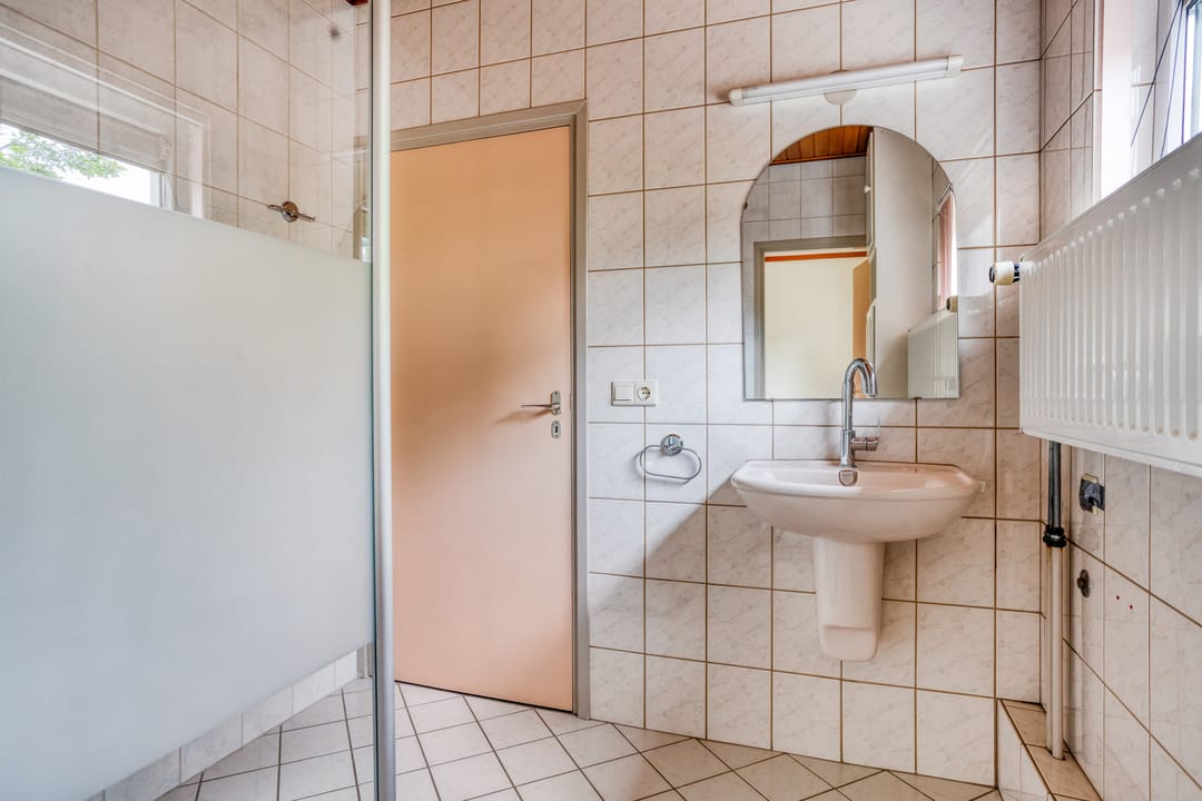 Photo 38 of De Kling 5