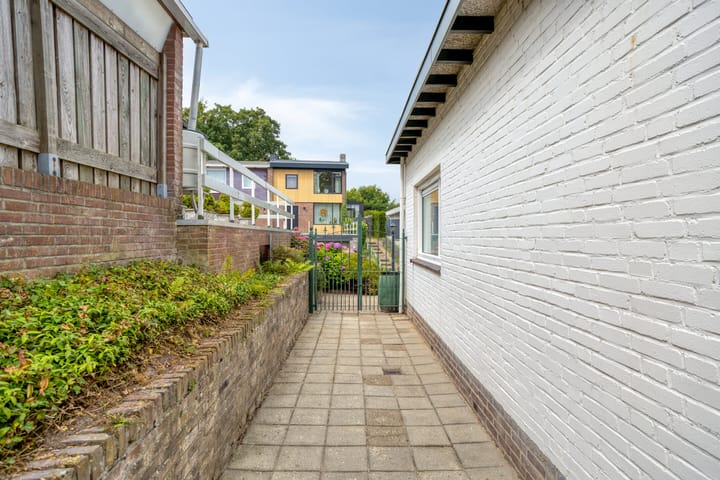 Photo 47 of De Kling 5