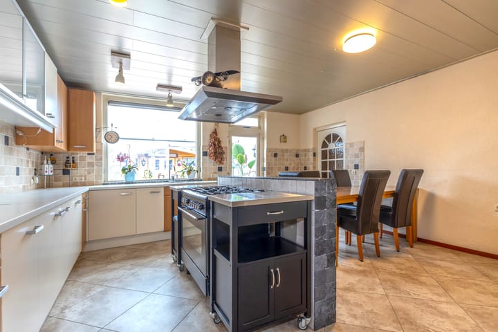 Foto 9 van Karensstraat 30