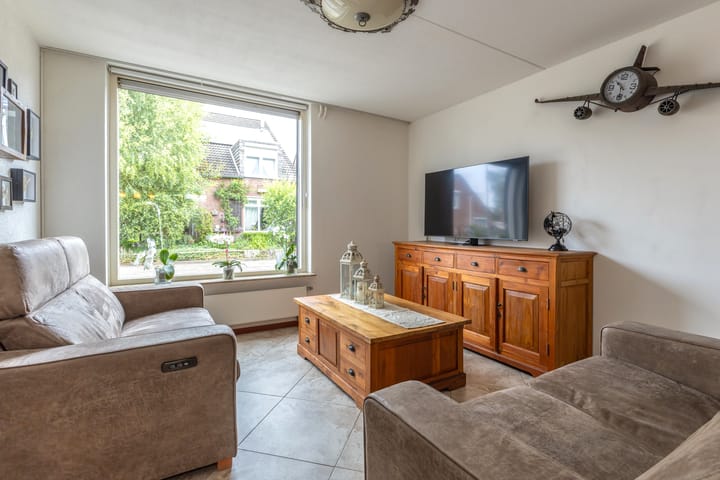 Foto 8 van Karensstraat 30