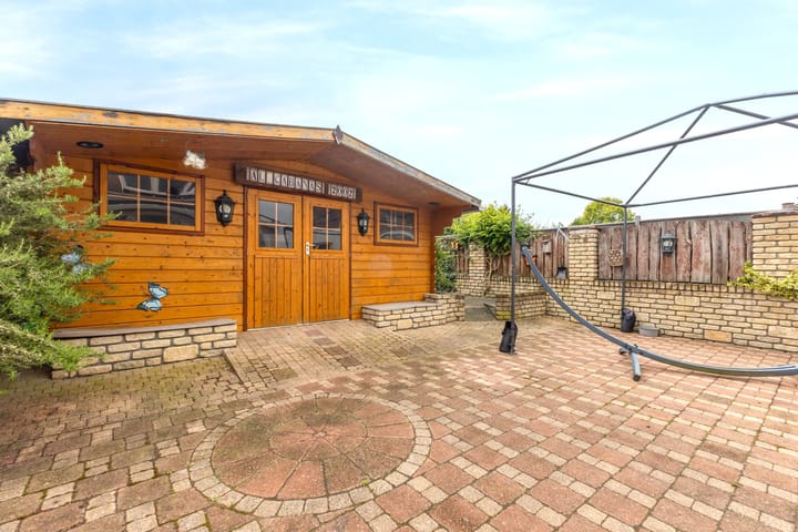 Foto 15 van Karensstraat 30