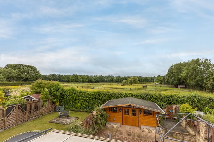 Foto 25 van Karensstraat 30