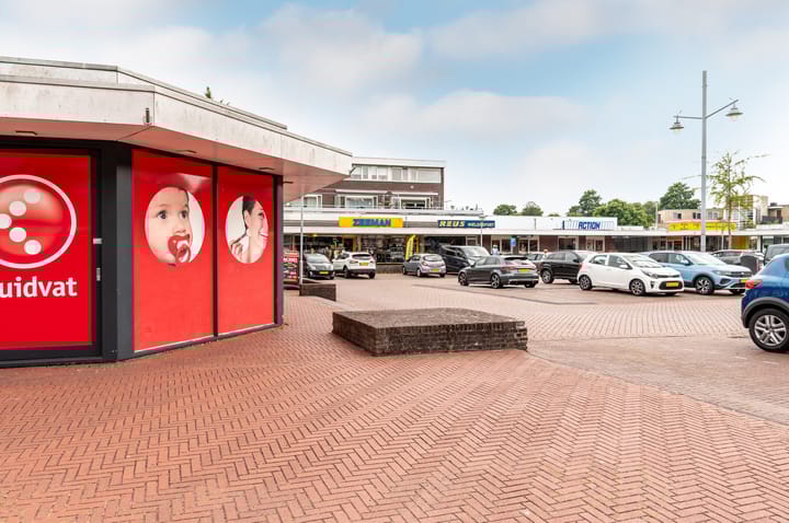 Foto 28 van Esdoornlaan 2