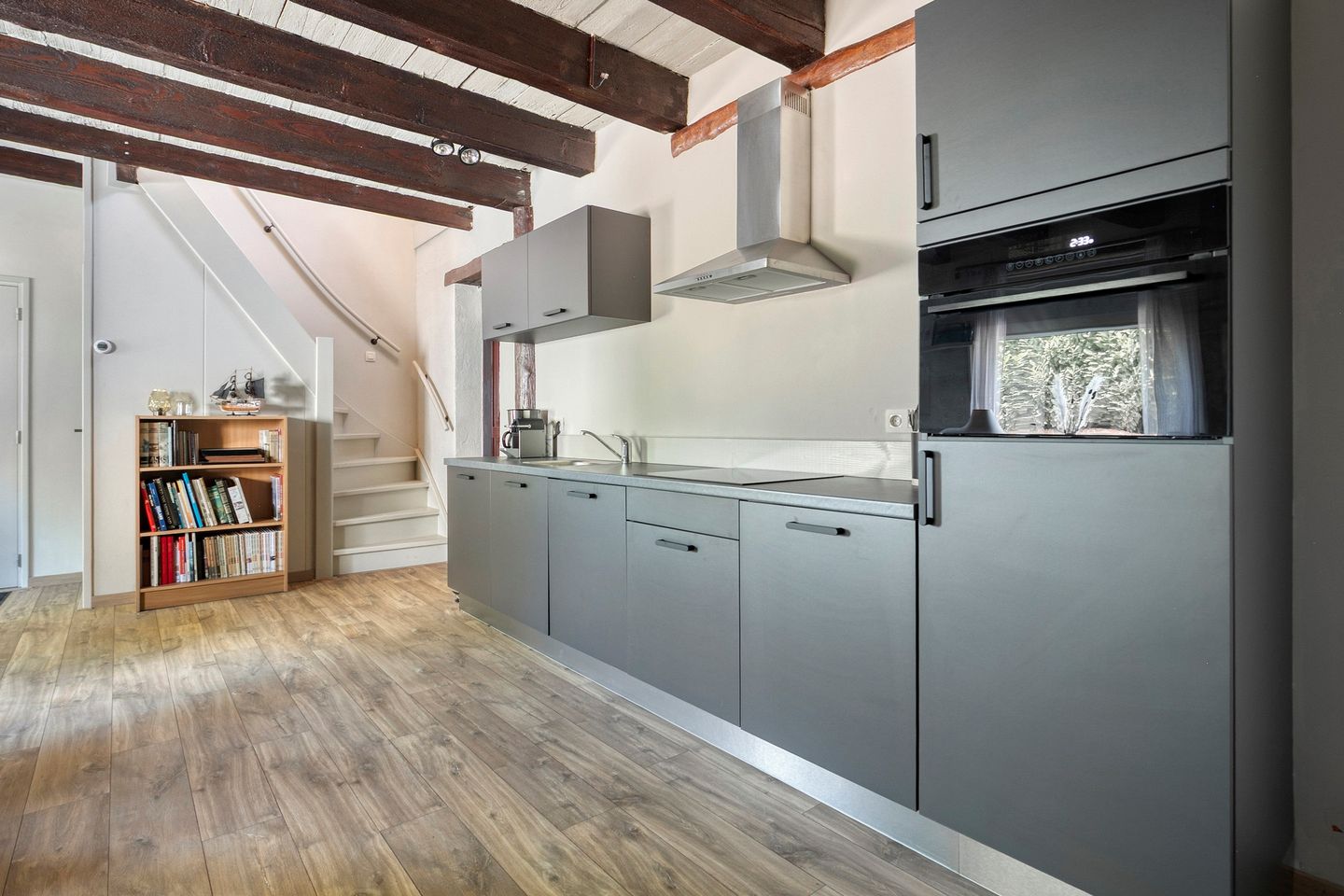 Foto 19 van Kruispolderkaai 1