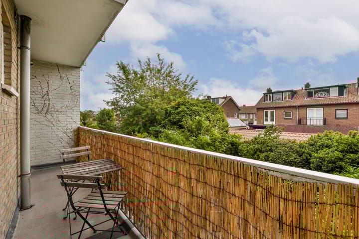 Photo 12 of Admiraal de Ruyterlaan 155