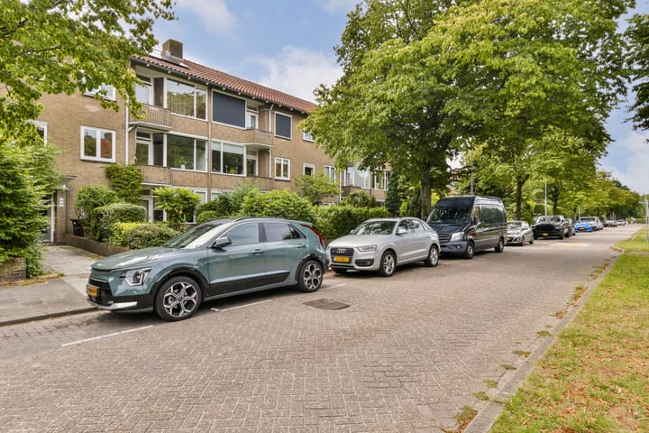 Photo 22 of Admiraal de Ruyterlaan 155