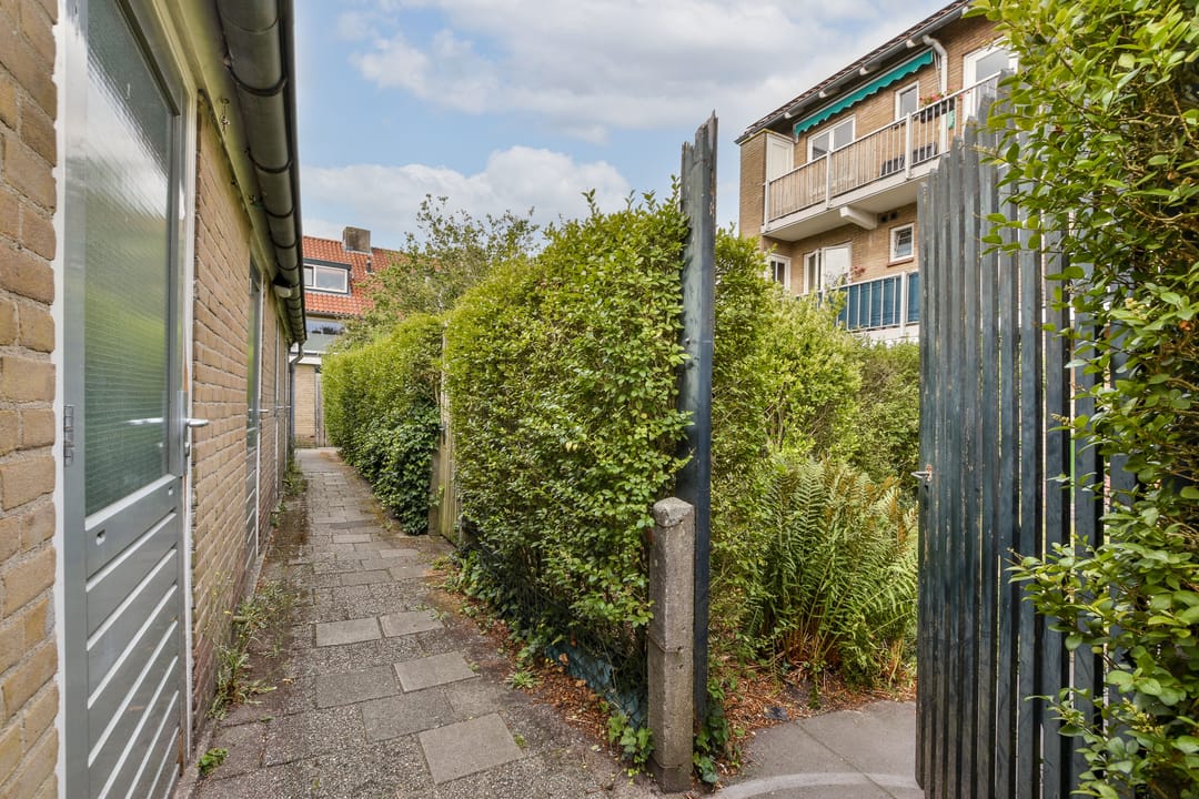 Foto 22 van Admiraal de Ruyterlaan 171