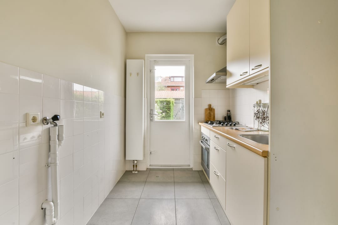 Foto 11 van Admiraal de Ruyterlaan 171