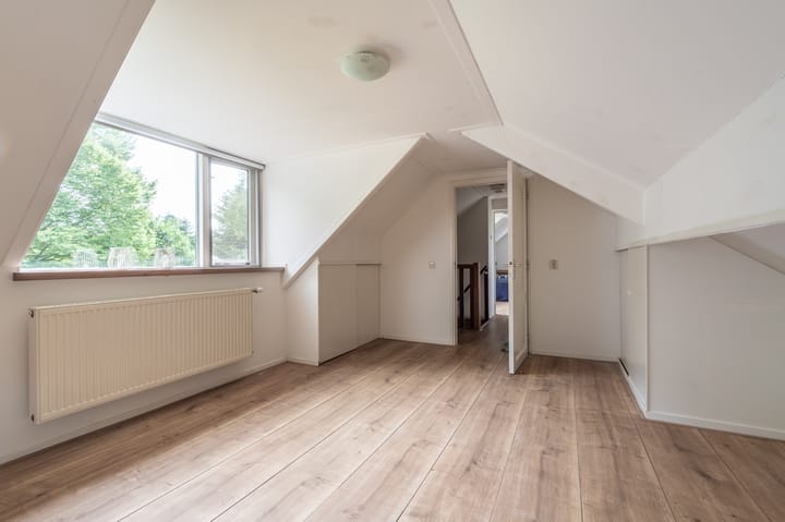 Photo 37 of Oostlaan 2