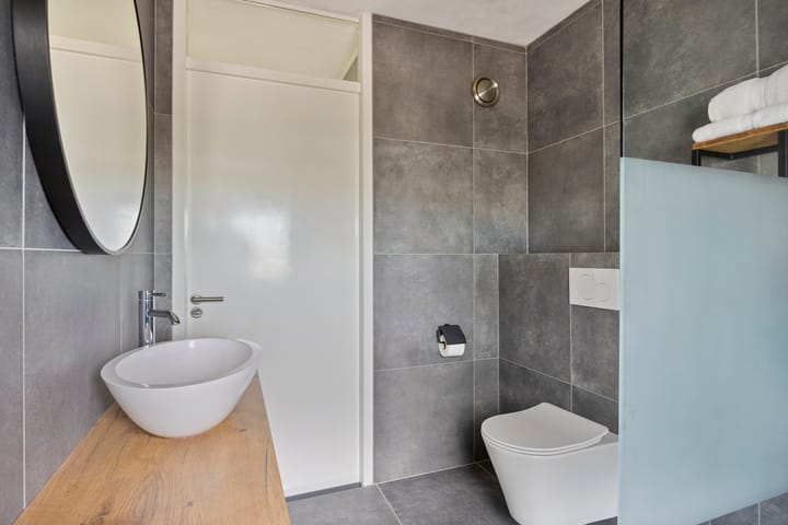 Foto 19 van Naardenstraat 187