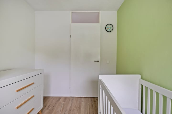 Foto 25 van Naardenstraat 187