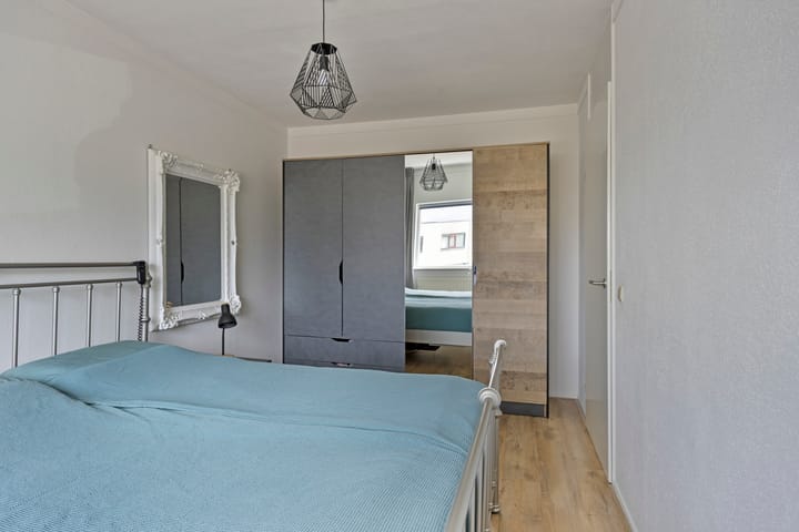 Foto 21 van Naardenstraat 187