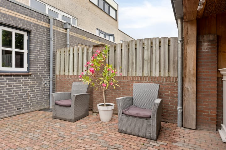 Foto 37 van Naardenstraat 187