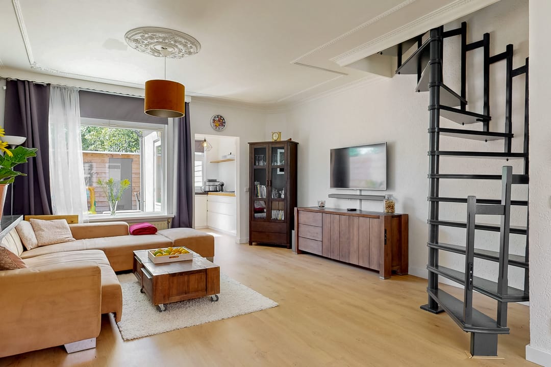 Photo 11 of Borneostraat 66