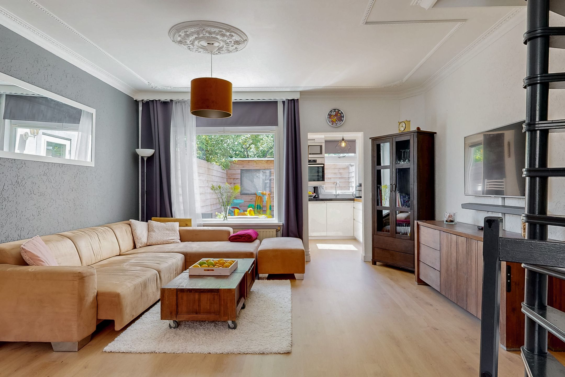 Photo 12 of Borneostraat 66