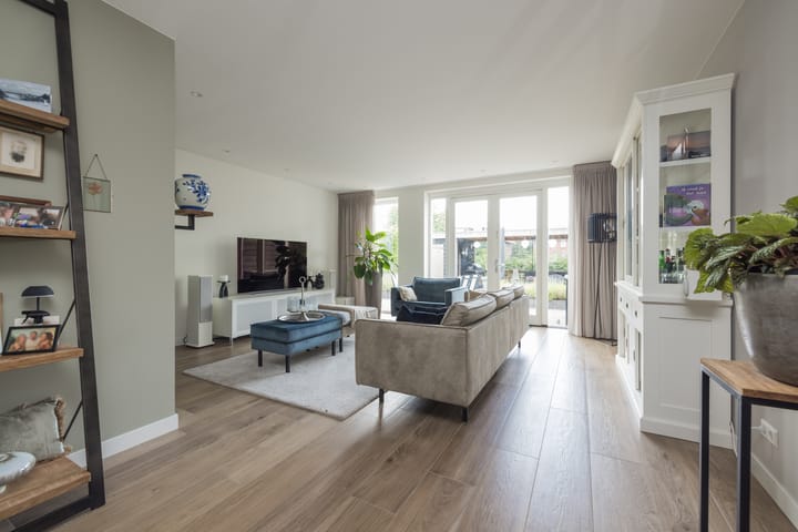 Foto 17 van Meeroever 18