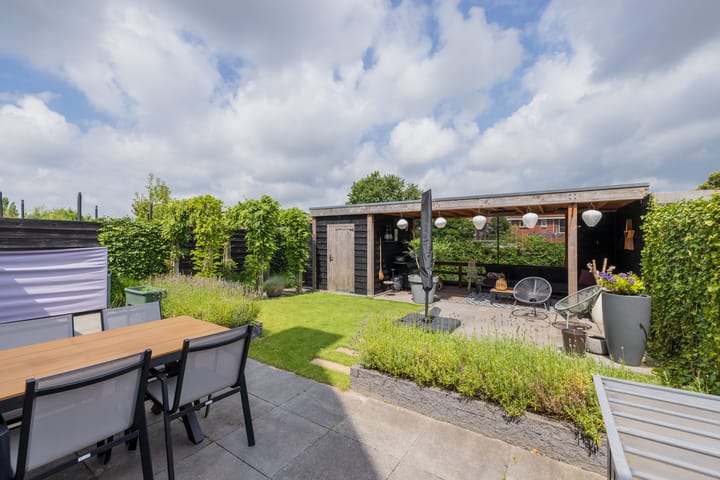 Foto 30 van Meeroever 18