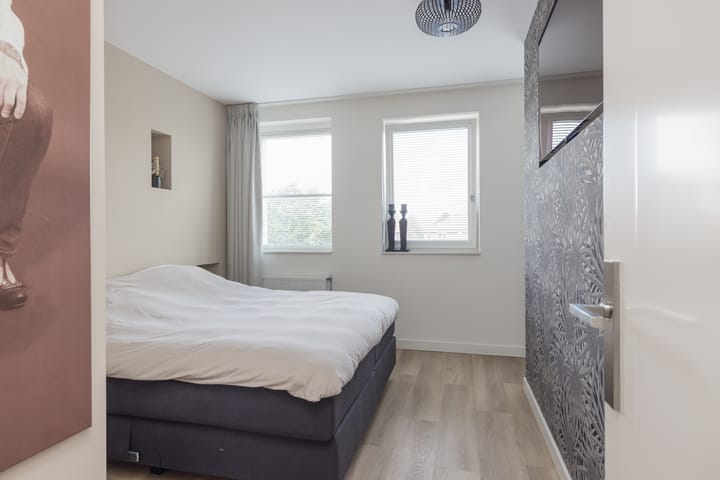 Foto 48 van Meeroever 18