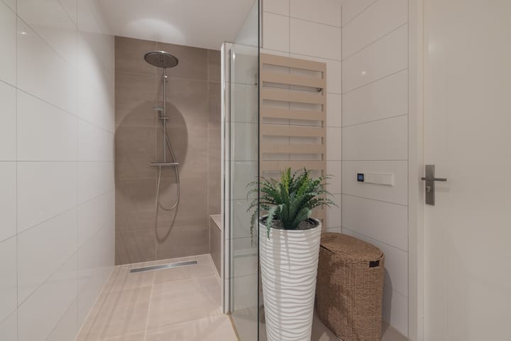 Foto 57 van Meeroever 18