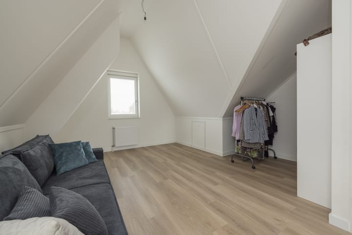 Foto 68 van Meeroever 18