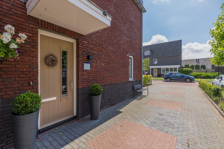 Foto 80 van Meeroever 18