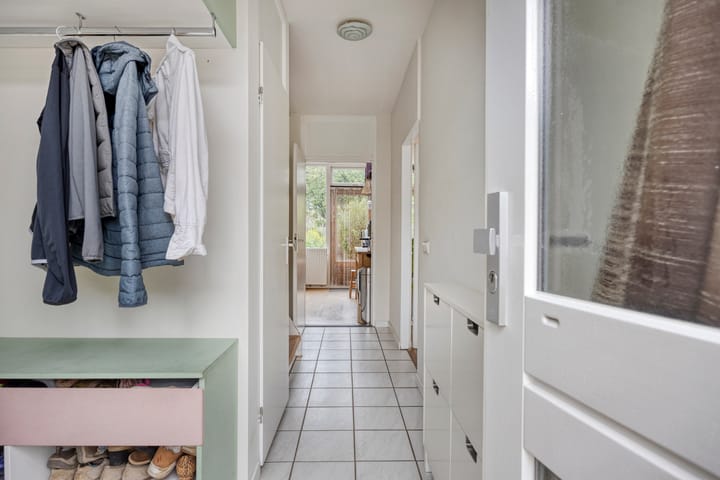 Foto 4 van Montenakerbank 12