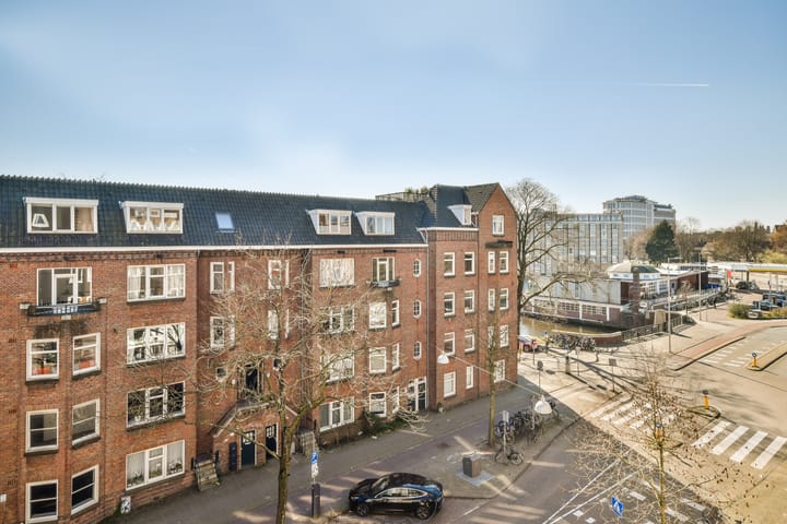 Foto 21 van Van Hilligaertstraat 11-D