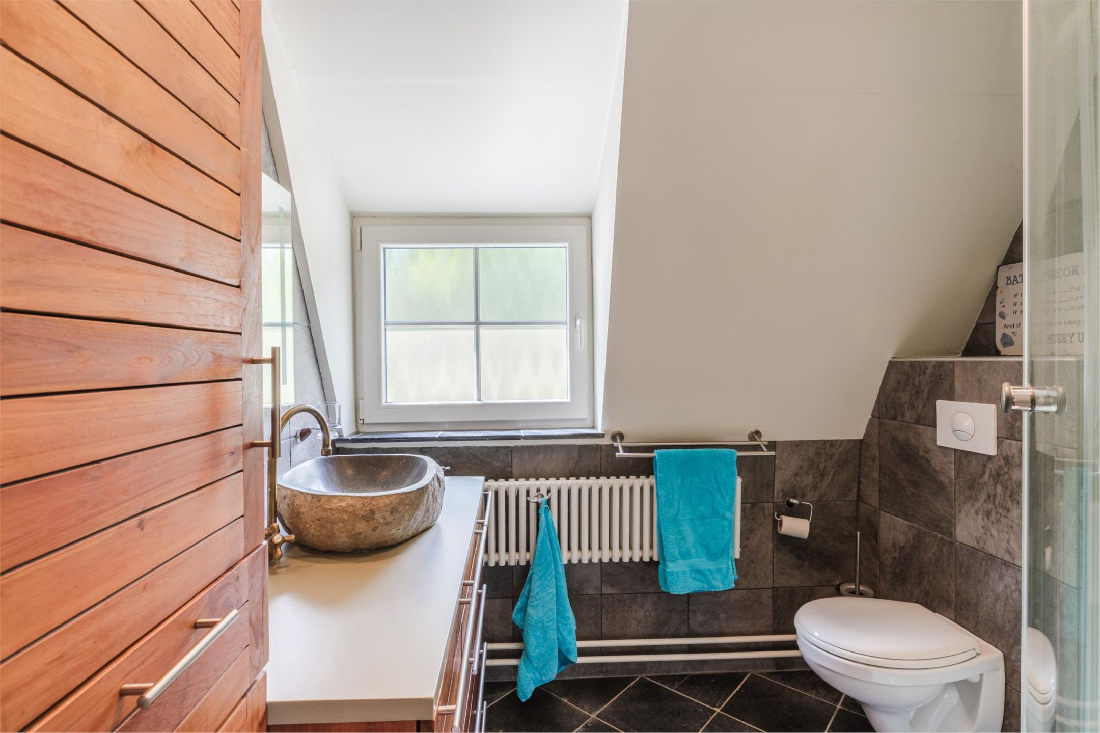 Foto 24 van Heinsbergerweg 64-A