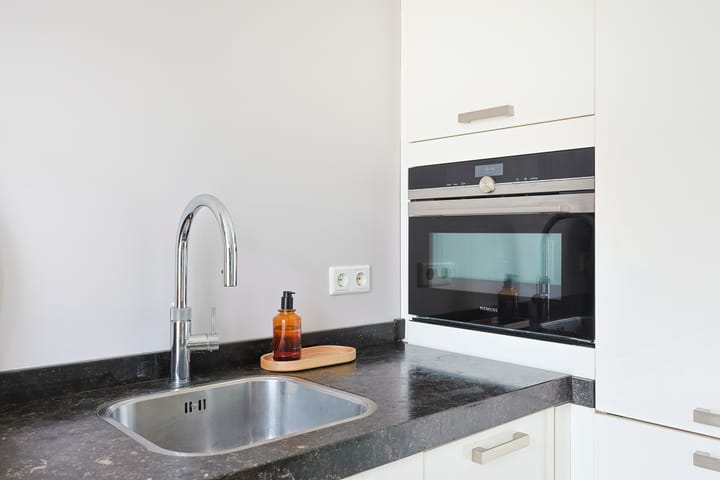 Foto 11 van Mgr. van de Weteringstraat 92-BS