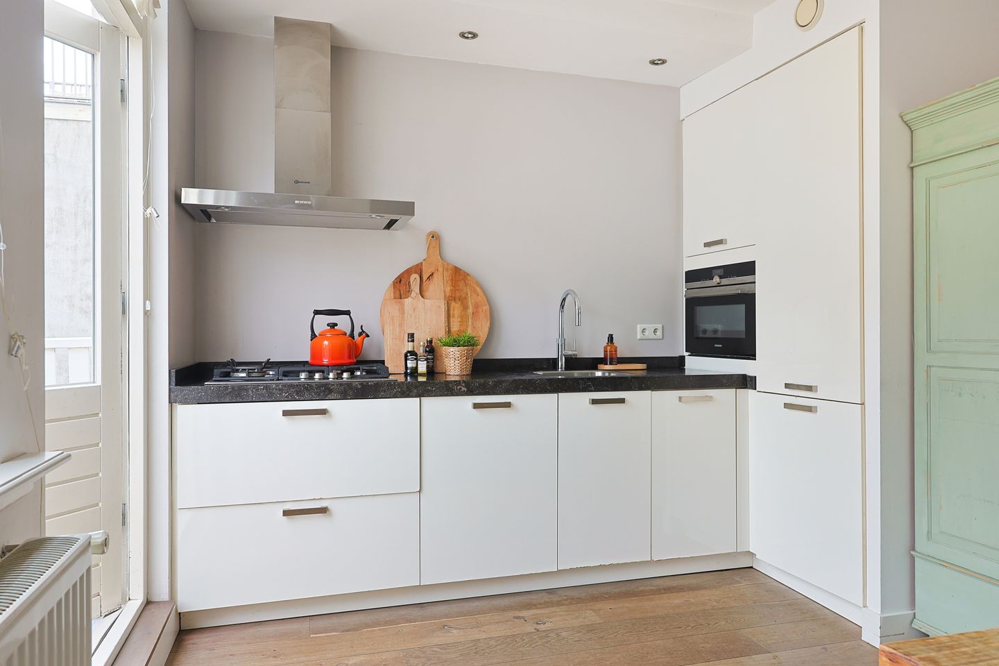 Foto 10 van Mgr. van de Weteringstraat 92-BS